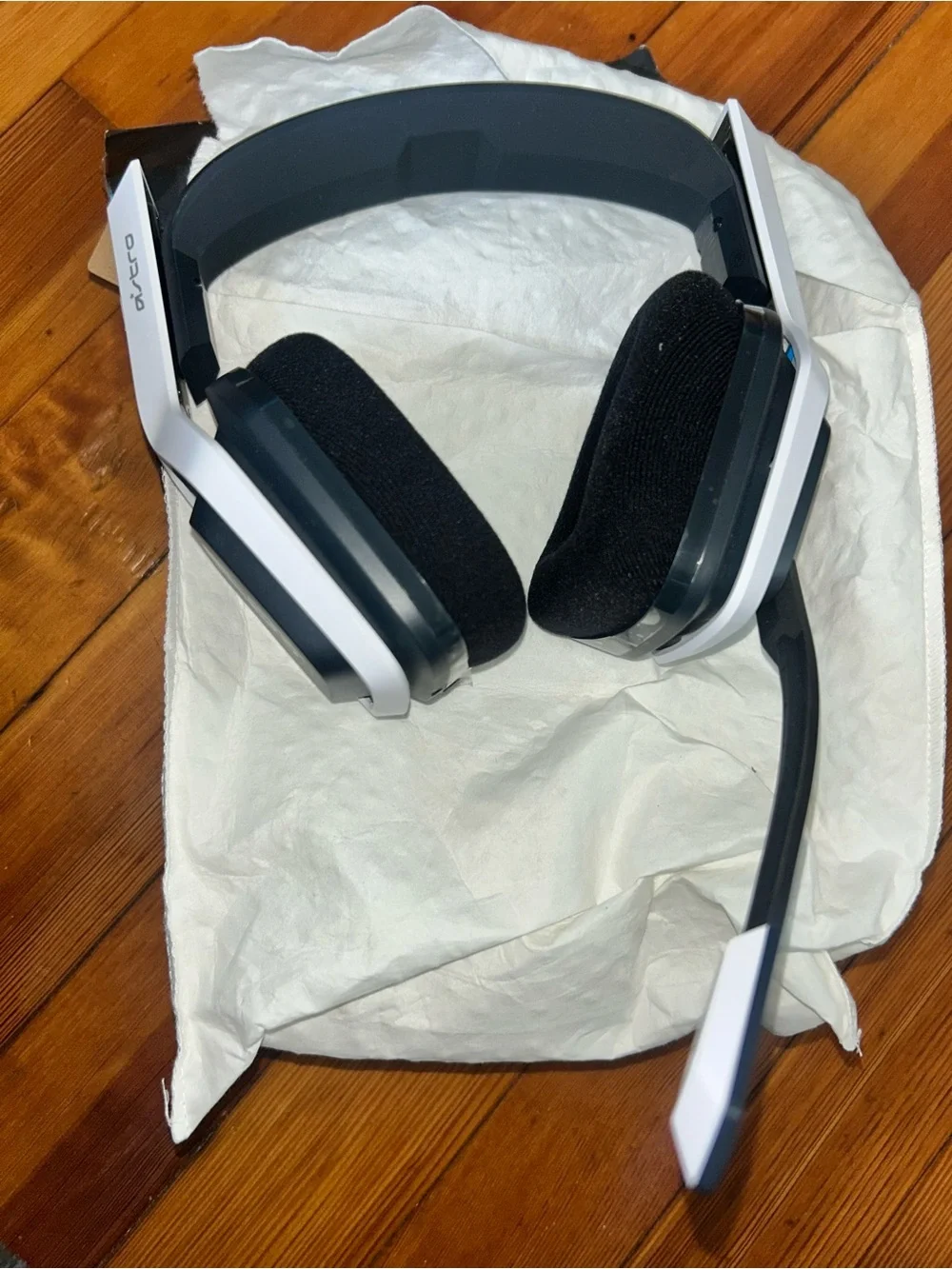 White and Black Gaming Headset with Noise-Canceling Mic